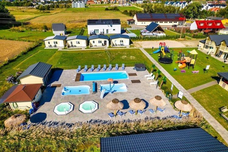 Holiday Resort, Ustronie Morskie Exterior photo